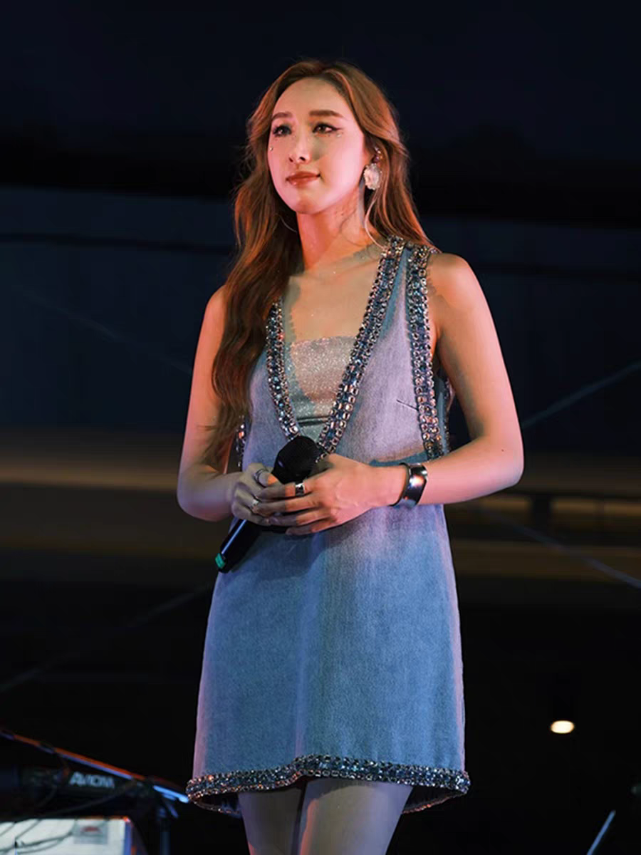 Sexy Deep V Neck Sleeveless Beaded Denim Dress - Image 4