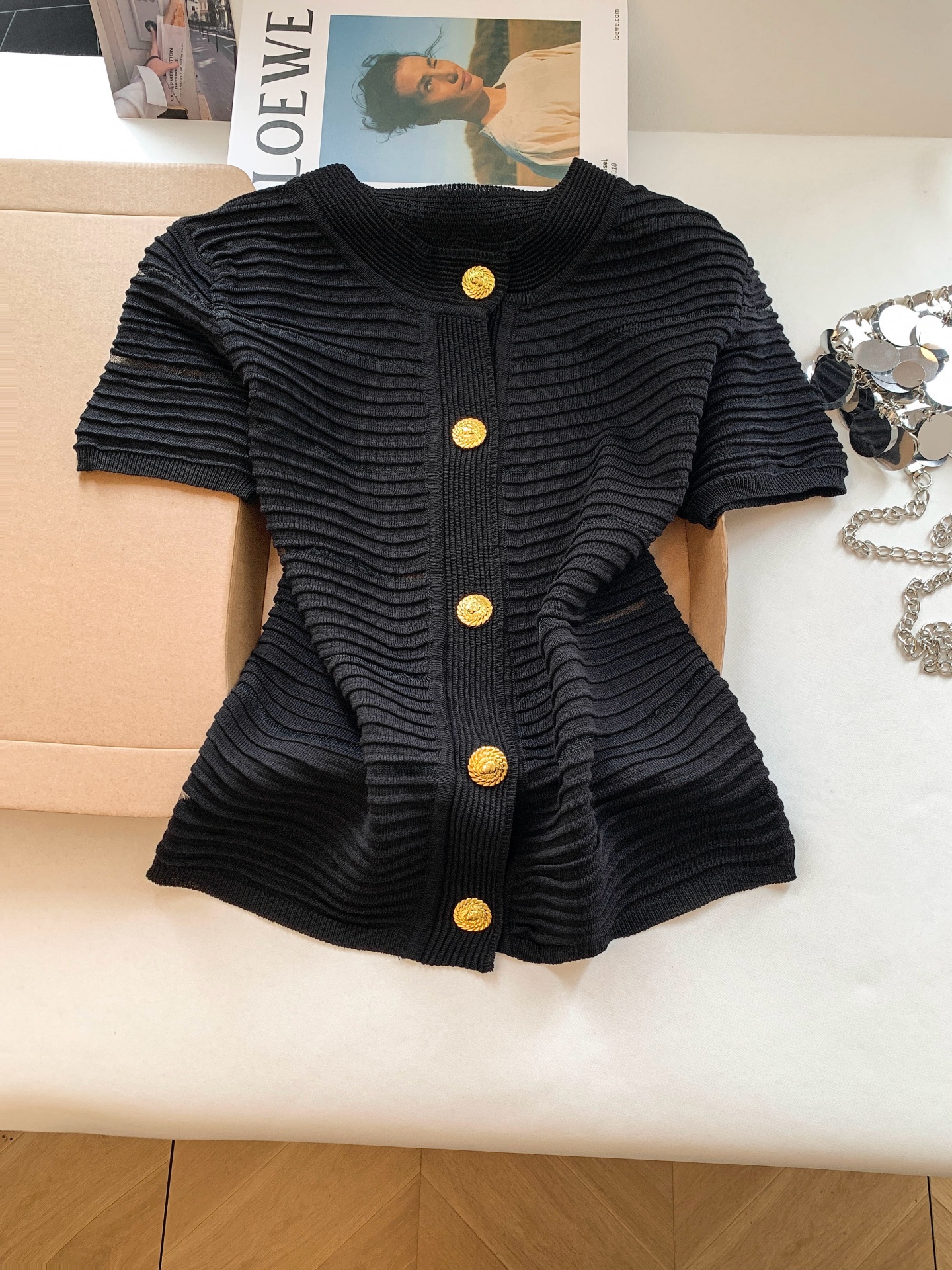 Women's Textured Knit Top with Round Neck and Button Detail - Image 3